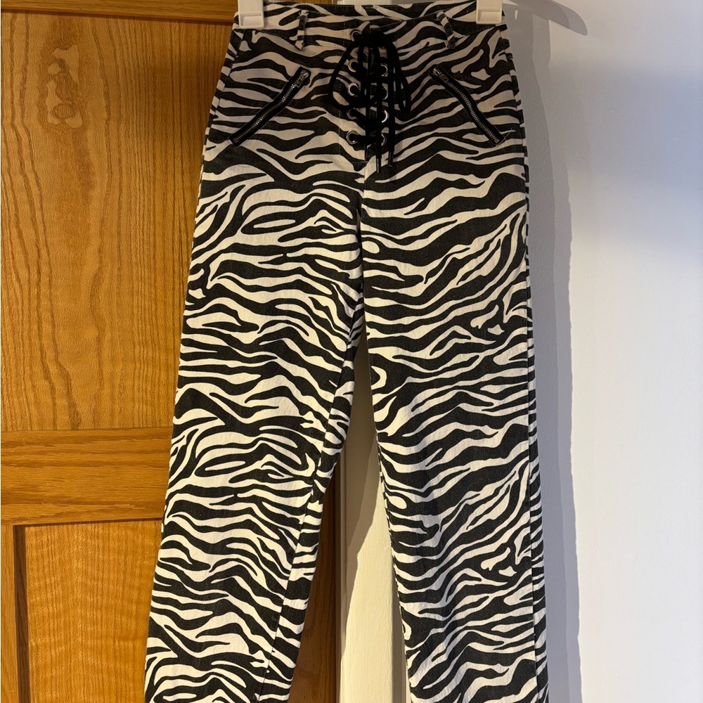 Beginning Boutique Kids Zebra Stripe Leggings